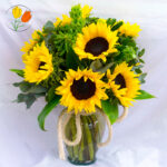 Arreglo de girasoles en jarron