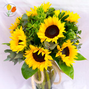 Arreglo de girasoles en jarron