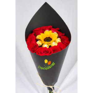 Girasol mini ferrero y rosas en cono