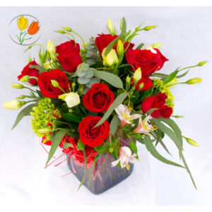 Rosas en cubo de vidrio