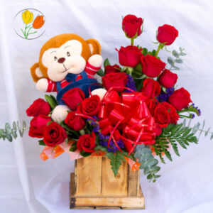 Peluche y rosas