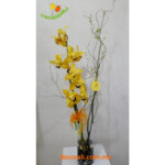 Orquidea cymbidium y curly willow
