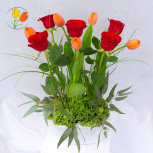 Rosas y tulipanes en ceramica