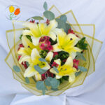 Oriental y alstroemerias en ramo